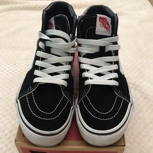 Black & White Sk8-Hi Vans